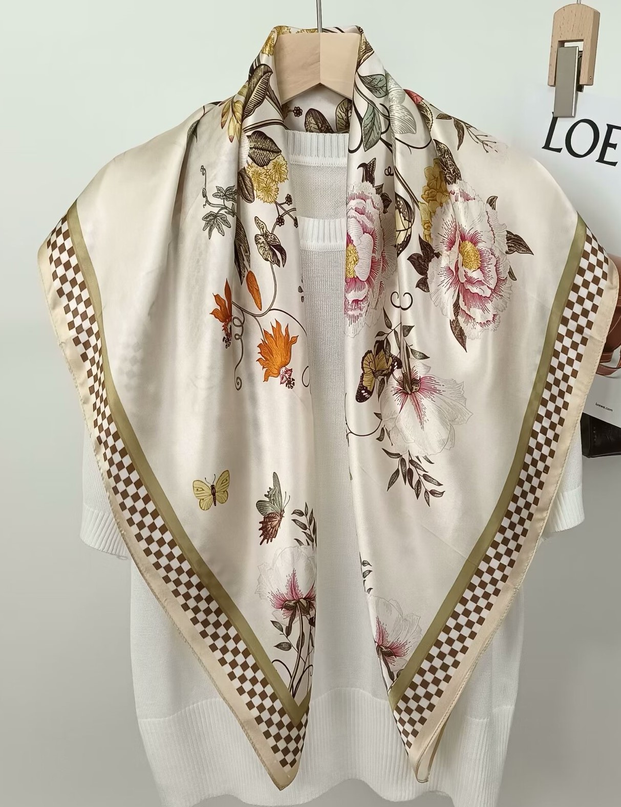 Lenço quadrado estampado de se - Silk Scarf Square avaliação e preço