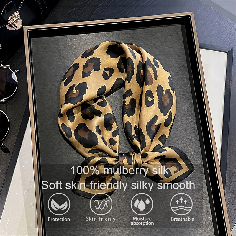 Lenço Quadrado 100% Seda com E - Silk Scarf Square avaliação e preço